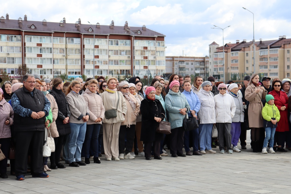 IMG_1244.jpg IMG_1244.jpg